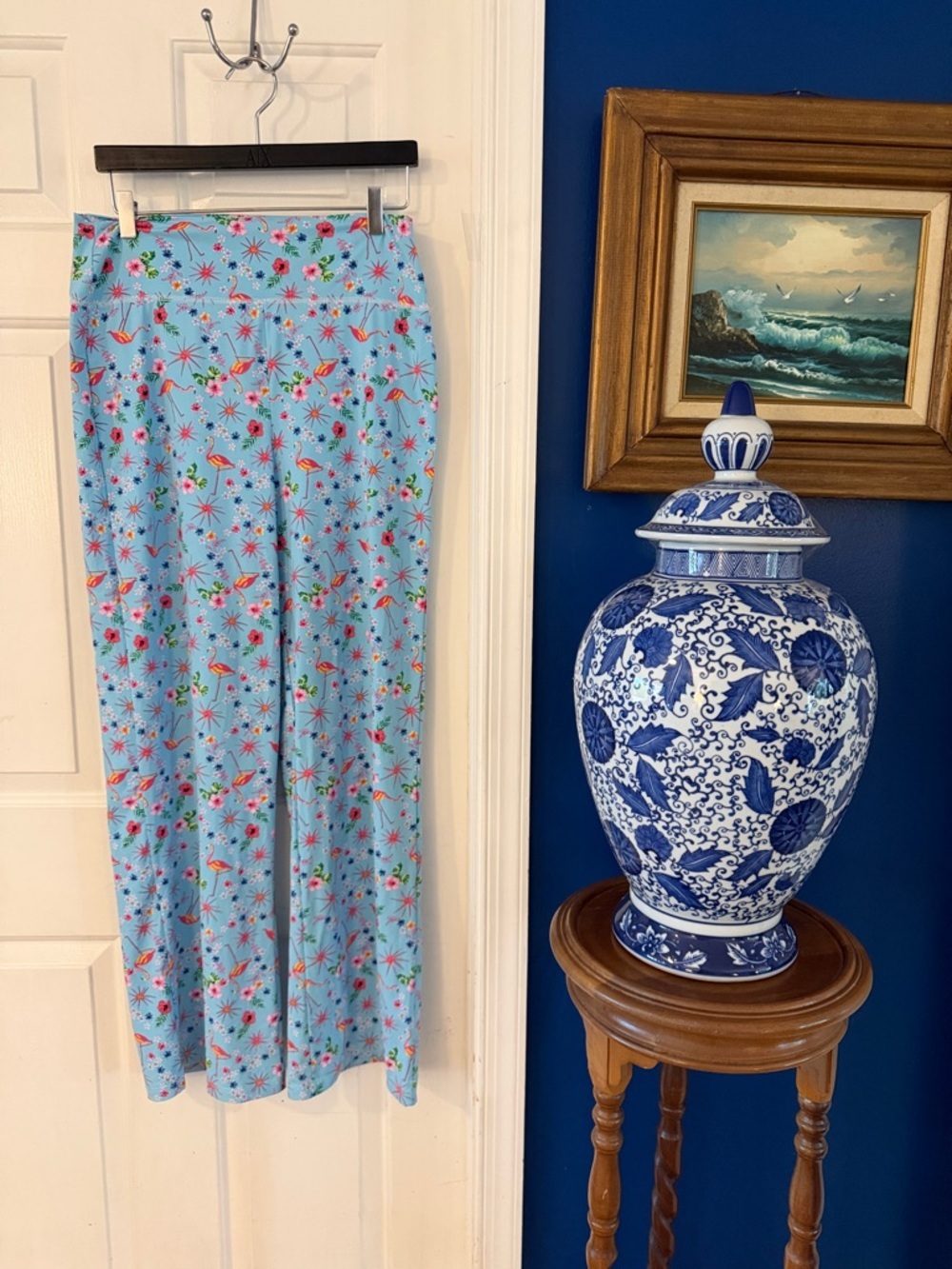 NWOT Southwind Apparel Nylon & Spandex Floral & Flamingo Wide Leg Palazzo Pants
